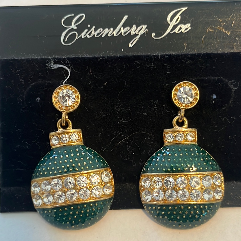 Eisenberg Ice Earrings New On Card 13$